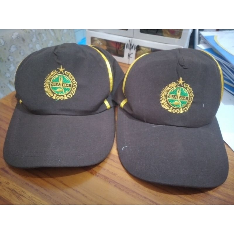 topi siaga putri