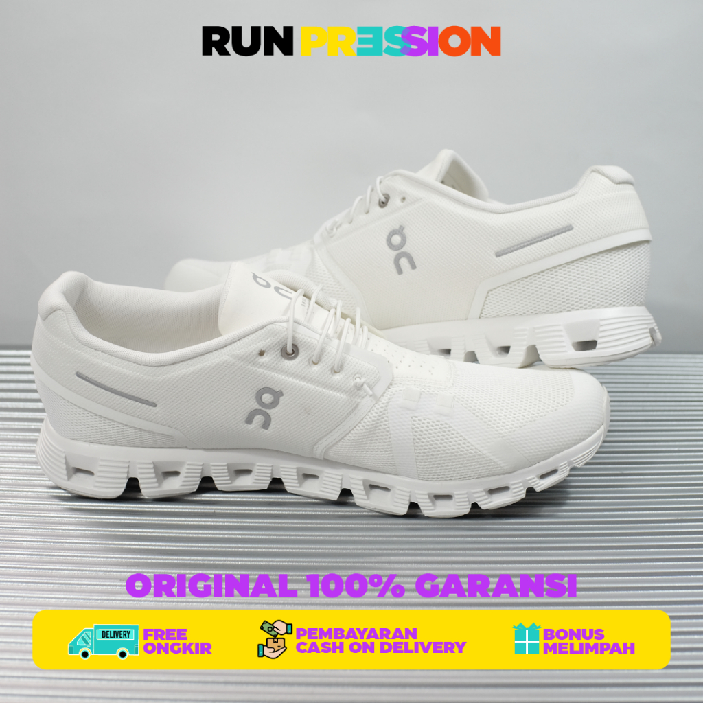 On Cloud 5 All White // Full White