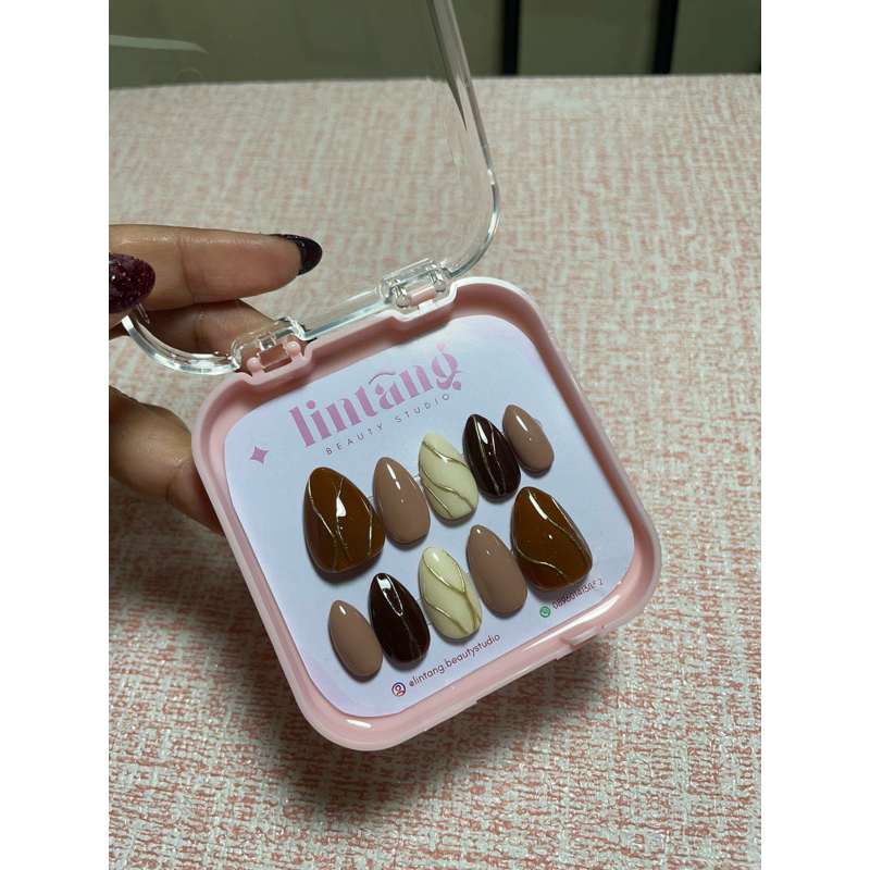 Press On Nails by Lbs