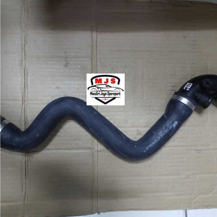Selang Radiator Atas BMW E46/m43