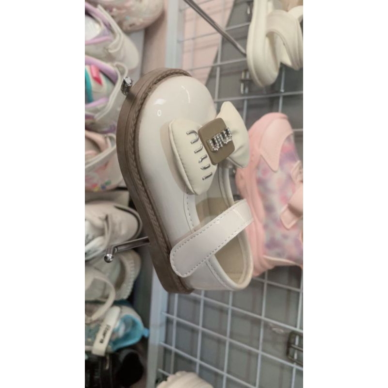 sepatu anak muw