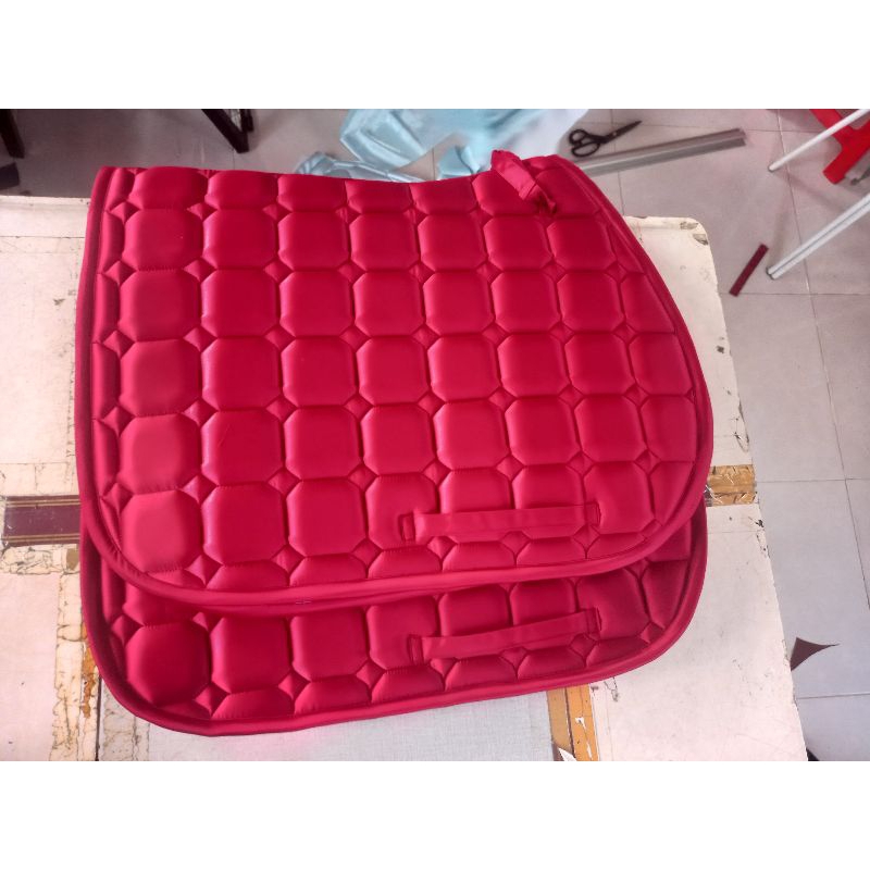 satin saddle pad