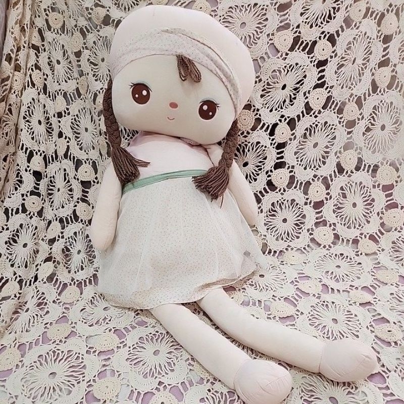 boneka me too