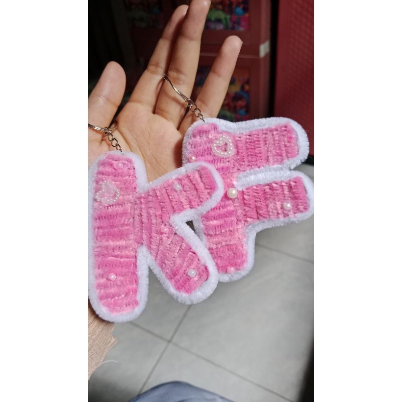 keychain huruf