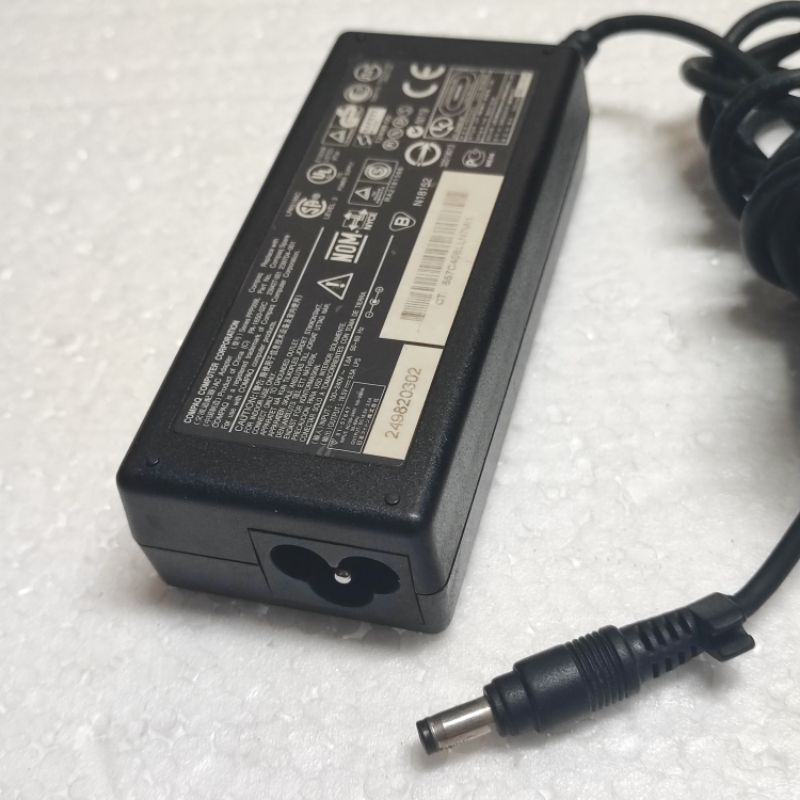Adaptor COMPAQ PPP009L 18,5V 3,5A Jack 5mm
