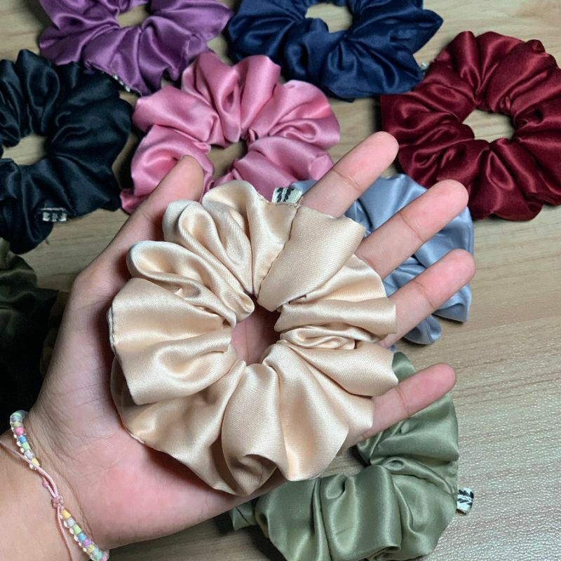 (COMEL)SCRUNCHIE MEDIUM/IKAT RAMBUT/TALI RAMBUT