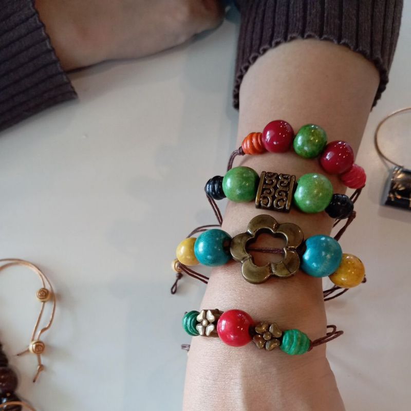 gelang etnik