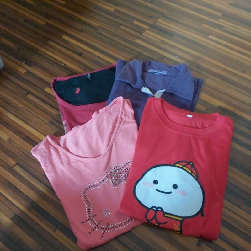 kaos wanita