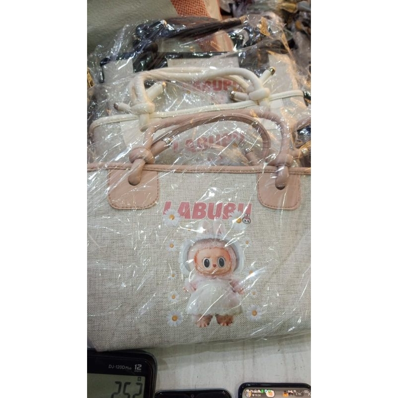 Tas Motif Labubu