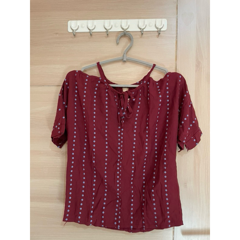 Preloved MG Red Top Sabrina