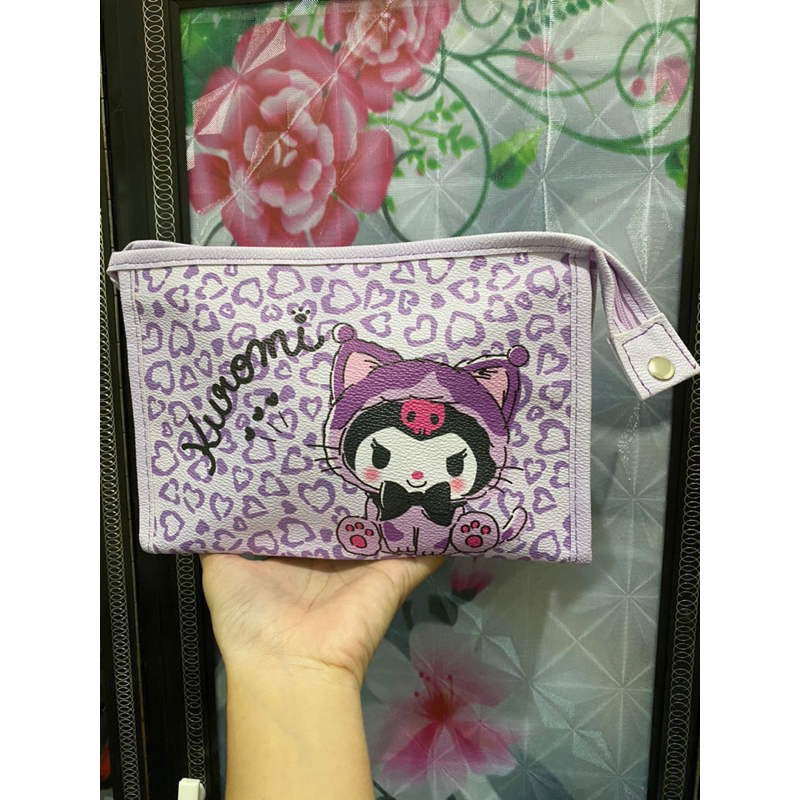 Pouch Sanrio Kulit Jeruk