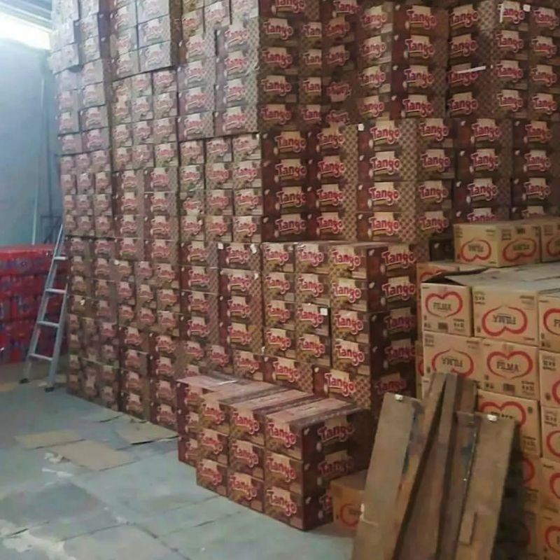 Wafer tango kemasan kaleng