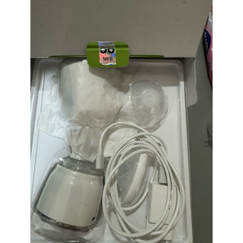 Momuung breastpump