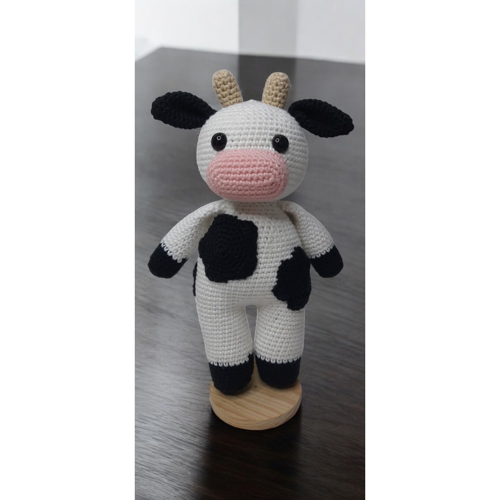 Amigurumi Boneka Rajut Cow (Sapi)