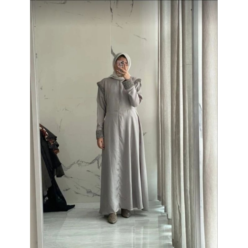 Gamis Pesta Satin