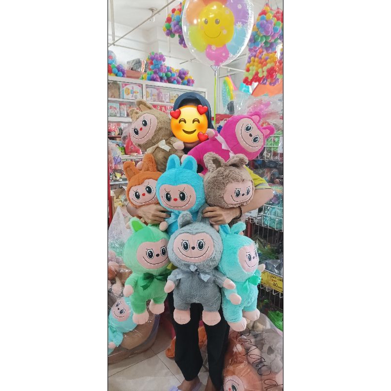 boneka labubu