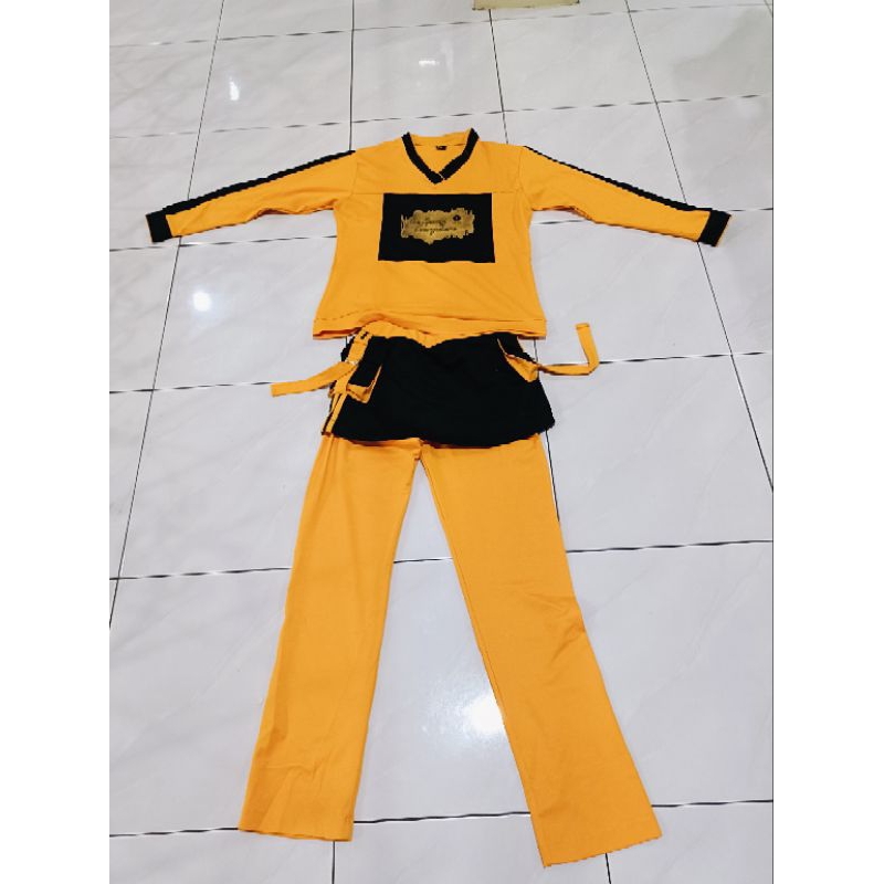 satu set baju olga