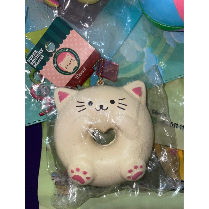 [PRELOVED] Squishy Cafe Sakura Cat Donut