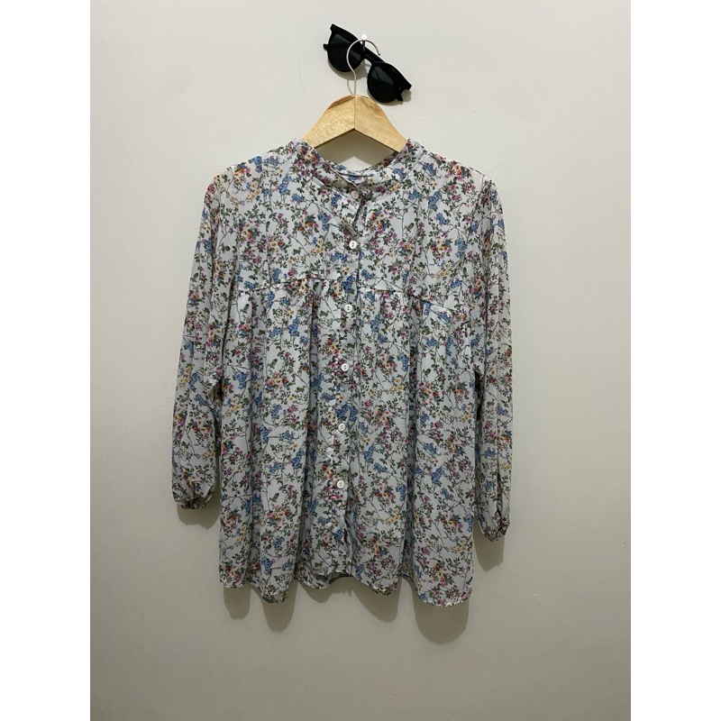 Blus Bunga Lengan Panjang