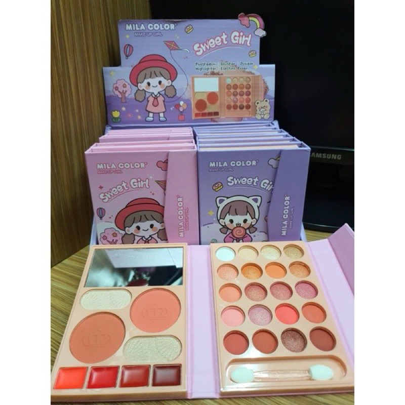 Make Up Pallet, Eyeshadow, Lipstik, Blus on dan Bedak