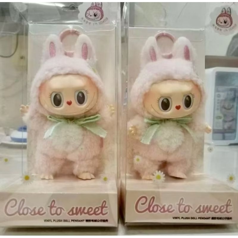 READY STOCK LABUBU CLOSE TO SWEET