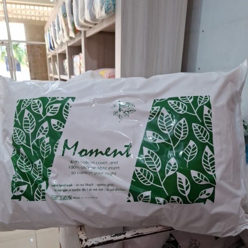 bantal momen 2pcs