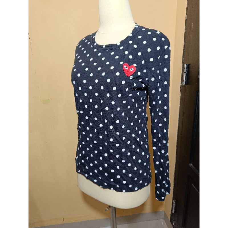 kaos hati polkadot