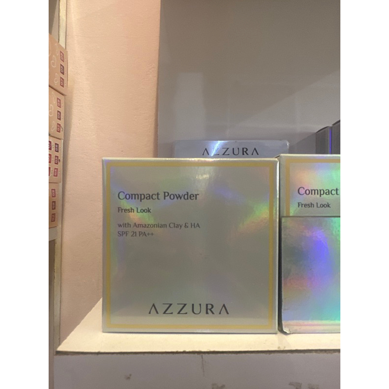Azzura compact powder