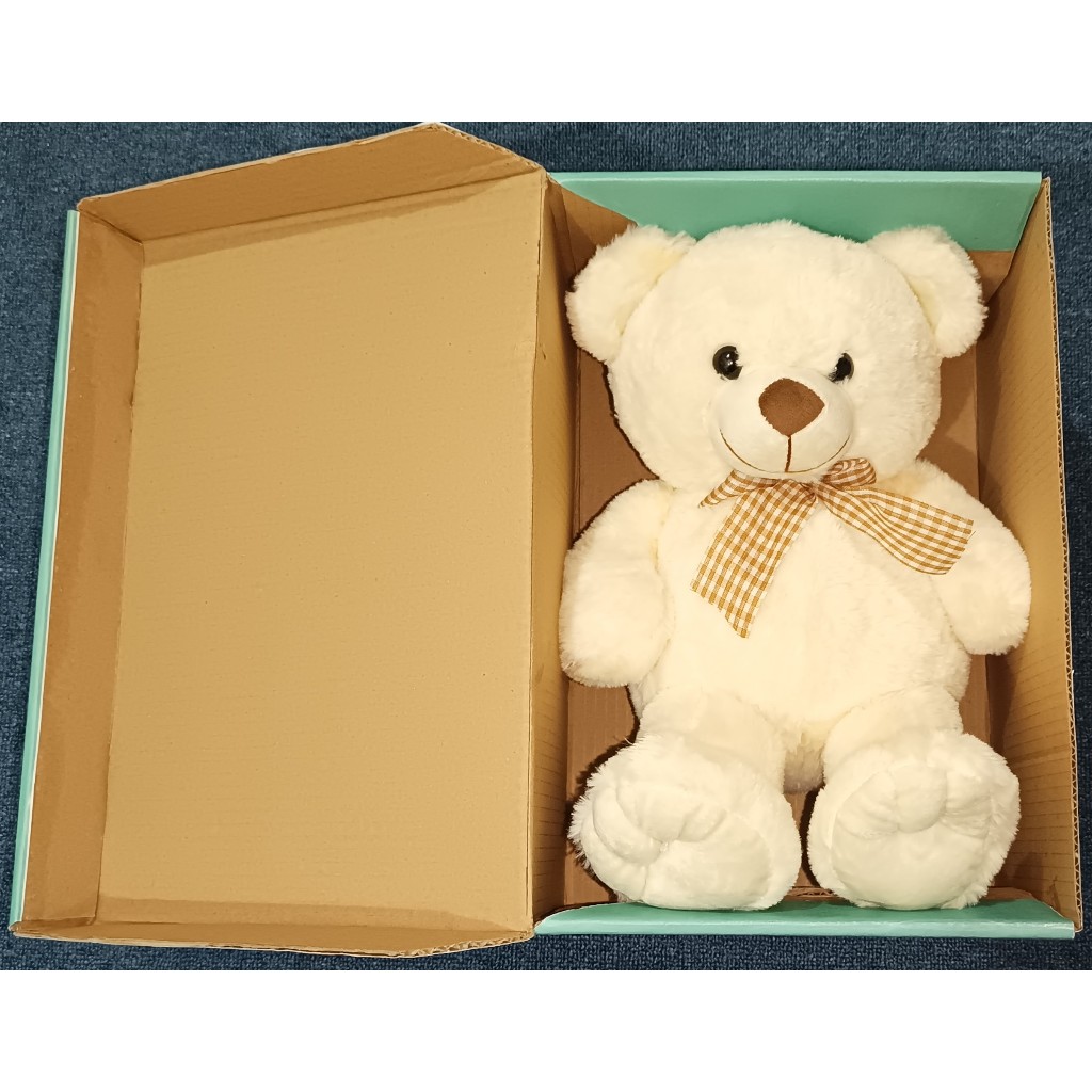 Kado Boneka Beruang Putih