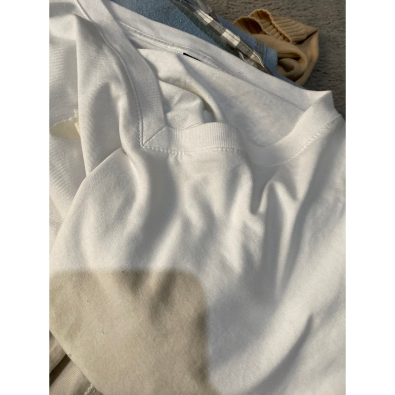 KAOS PUTIH