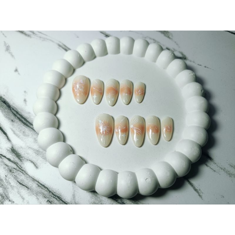 PRESS ON NAILS / FAKE NAILS PREMIUM