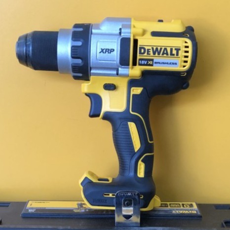 Dewalt Brushless Drill Driver + Box 18Volt XR DCD991NT
