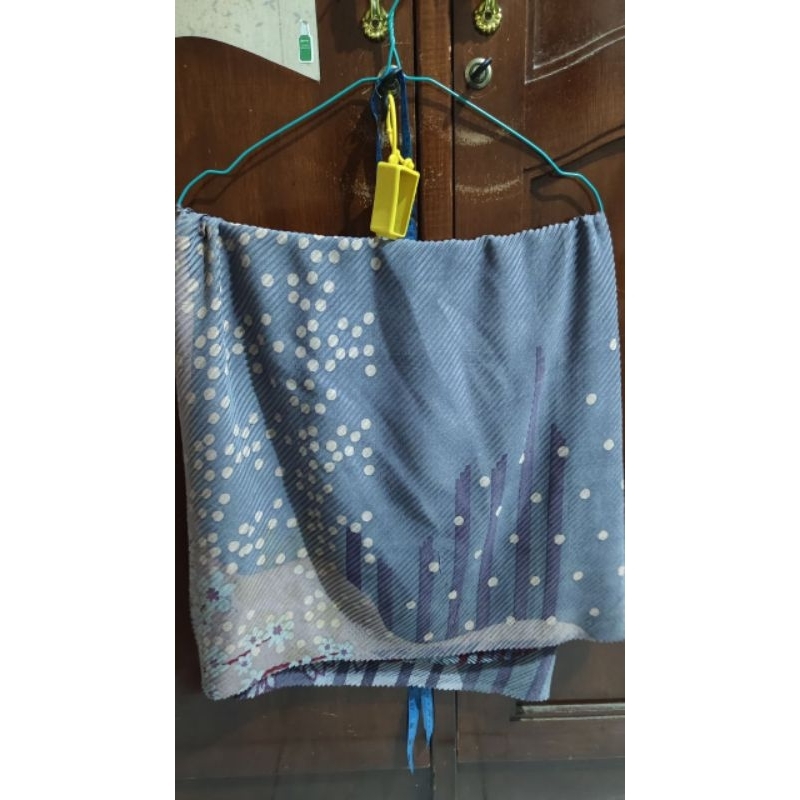 Preloved Hijab