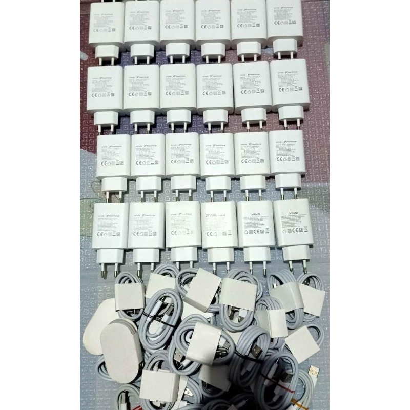 Adaptor plus kabel tipe c
