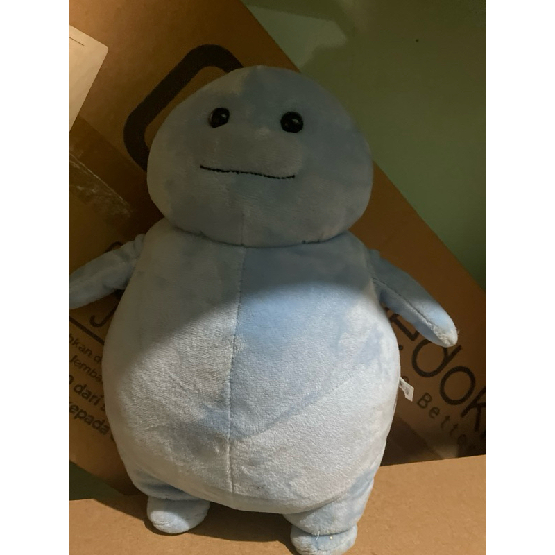 boneka jibang biru