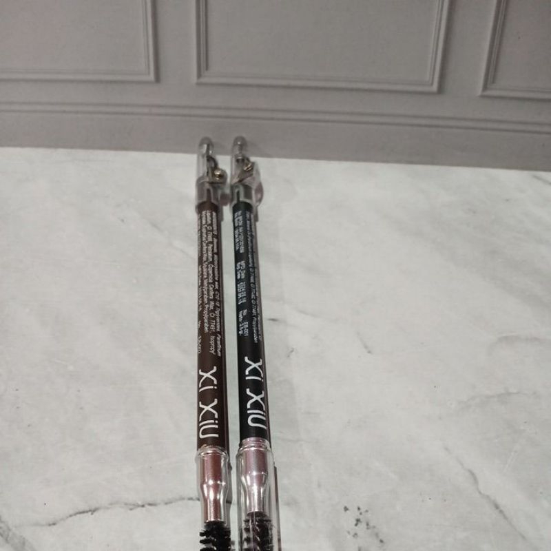 Xiu Xiu pencil alis