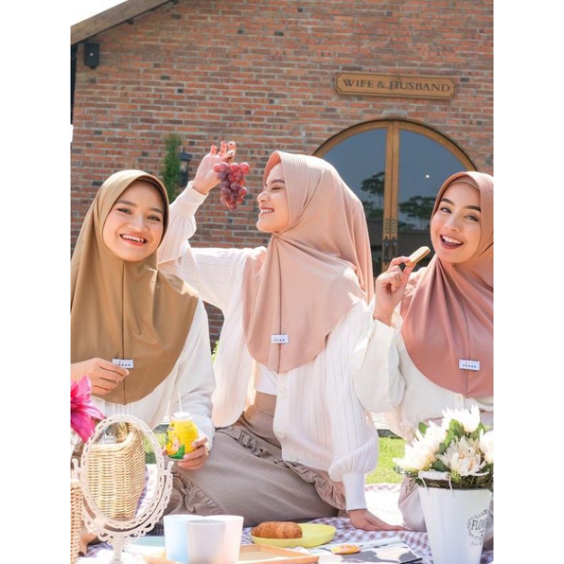 Jilbab wanita bergo