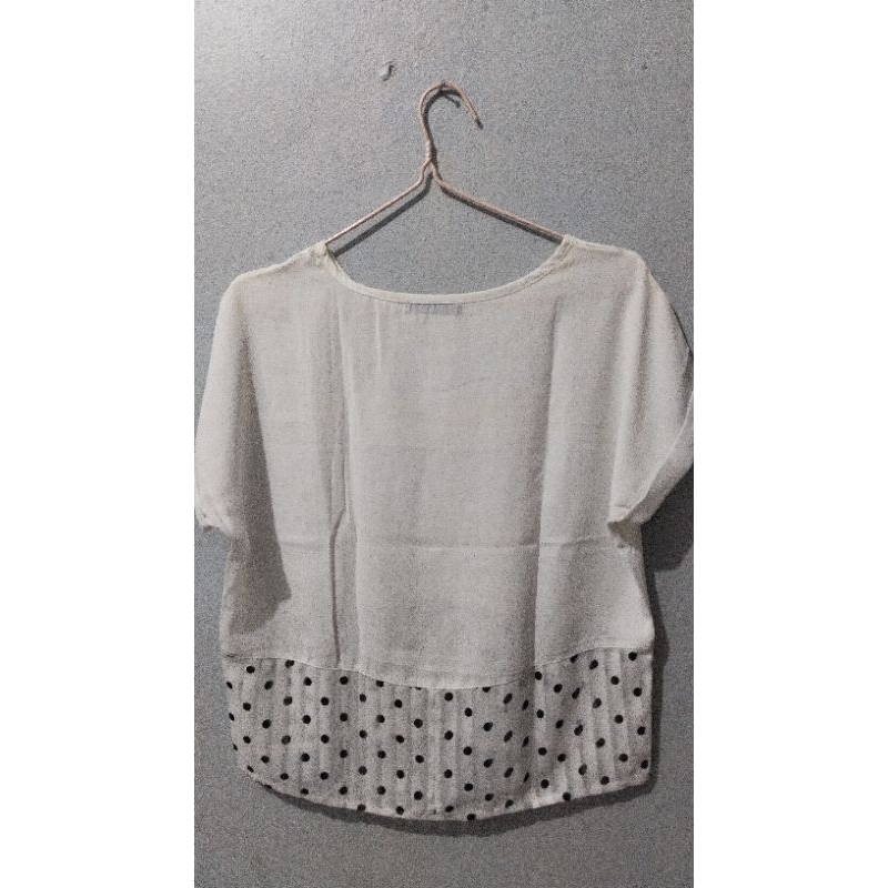 Blouse Putih