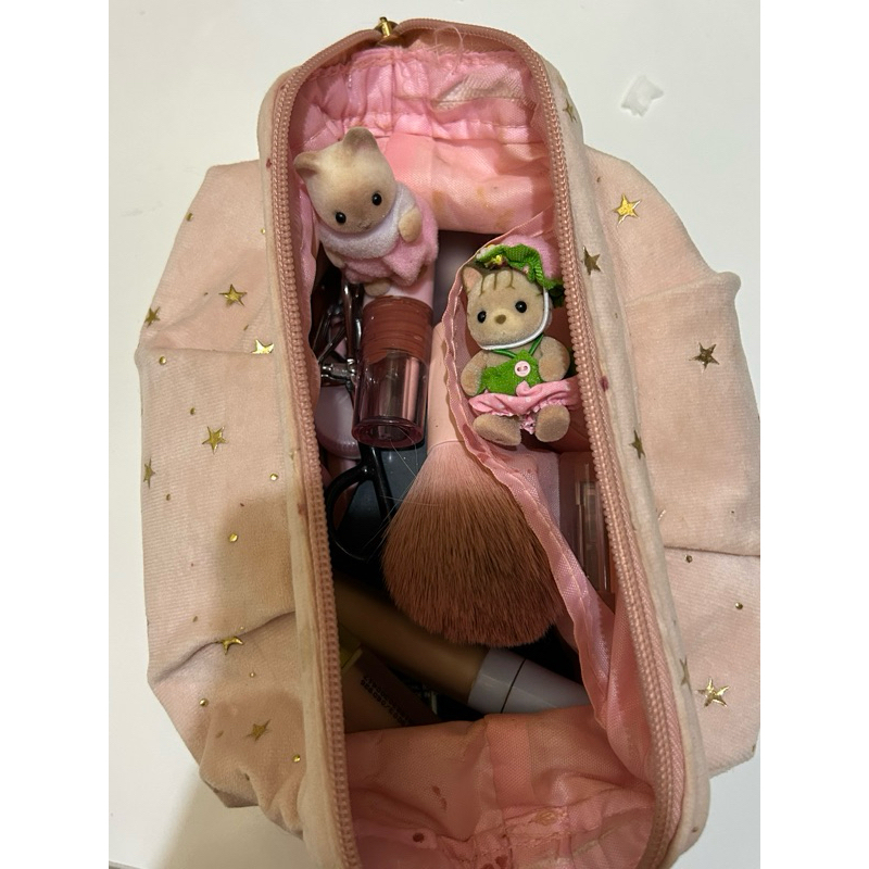 BOOKED MAKEUP POUCH