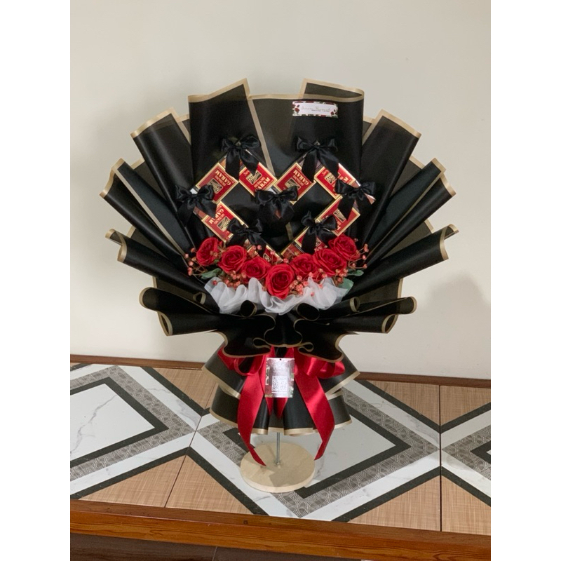 CUSTOM BOUQUETS / GIFT BIRTHDAY