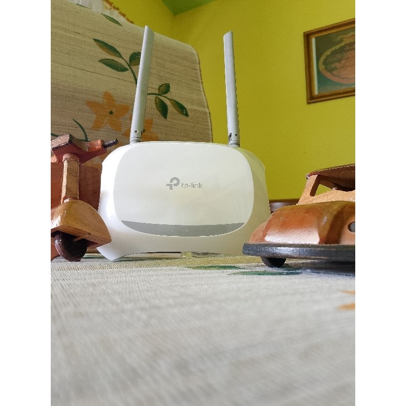 TPLINKWR840(bonus adaptor gratis)