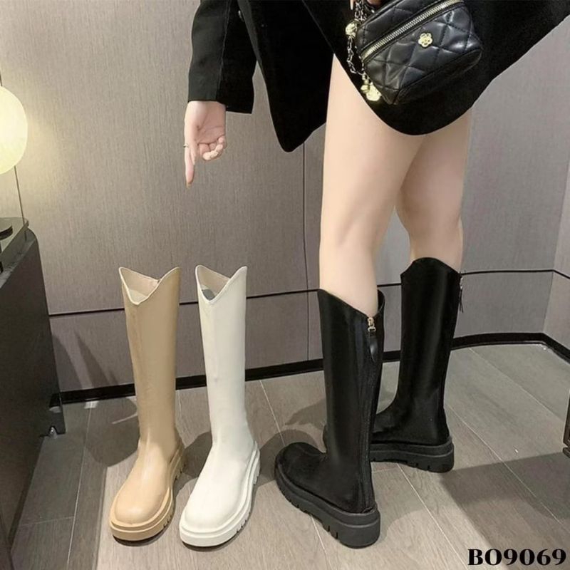 boot atas betis model depan bulat