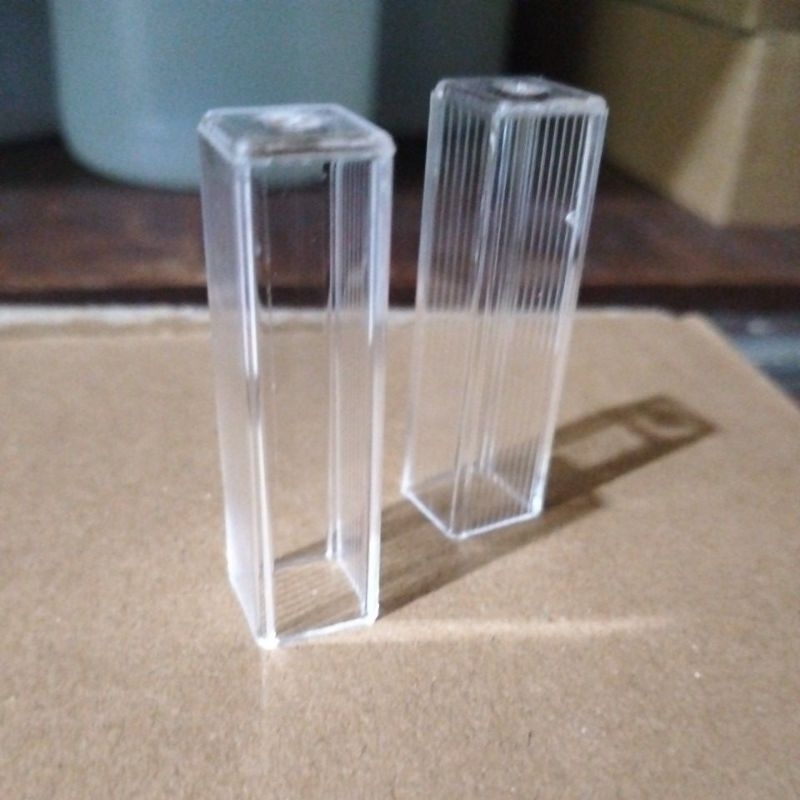 Lp cuvet plastik macrophotometer 4ml /pcs
