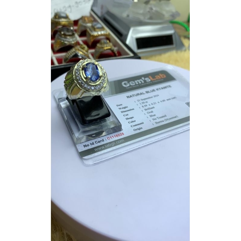 Cincin Permata Nota Khusus