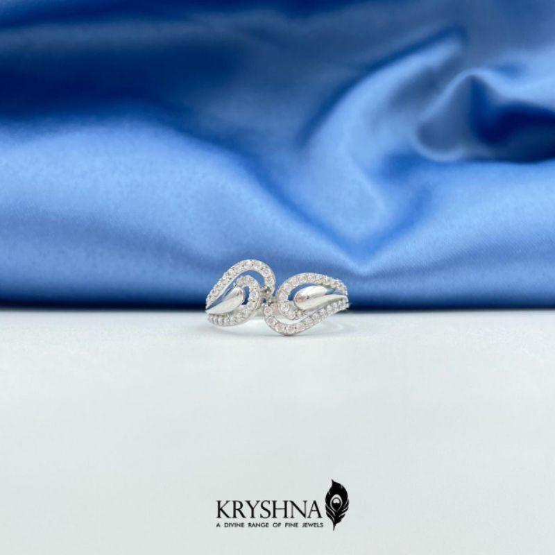 75% White Gold Swarovsky Ring 235