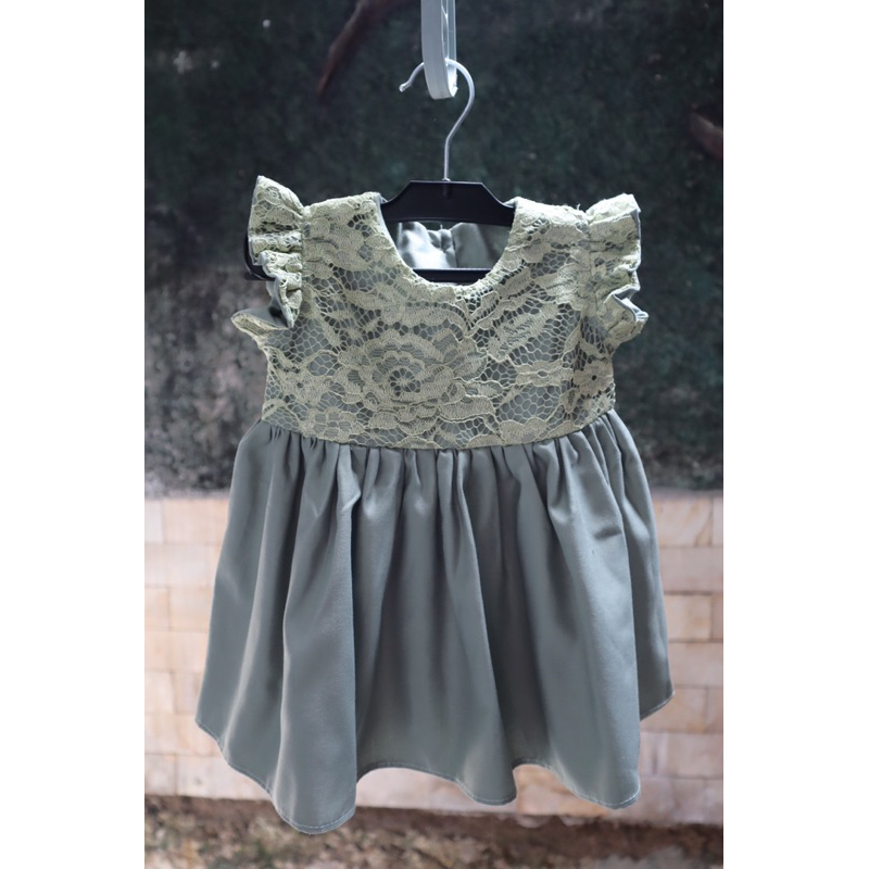 baju bayi brukat