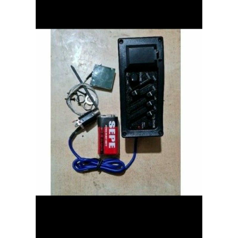 Pream Equalizer Gitar Akustik EQ 7545 R