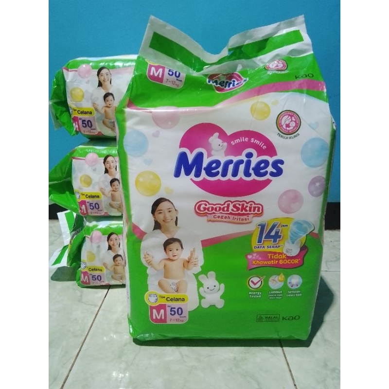 Pampers merries M50