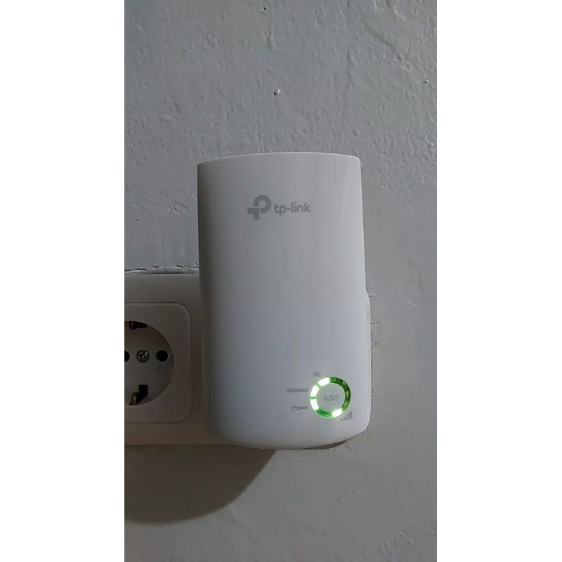 TPLINK TL-WA854RE Wireless Range Extender 300Mbps Range Extender