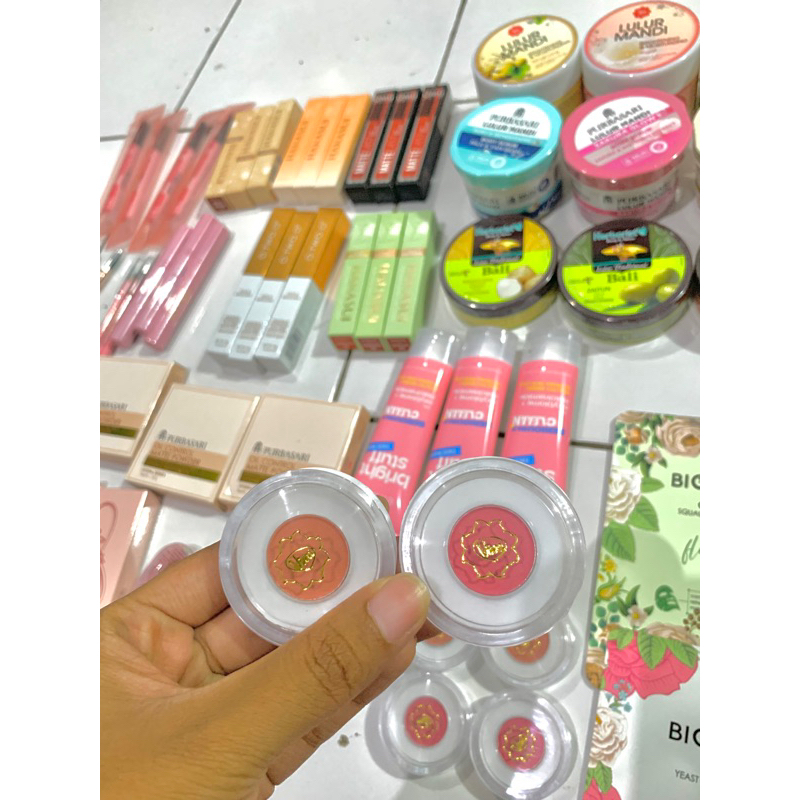 VIVA FIN TOUCH BLUSH ON